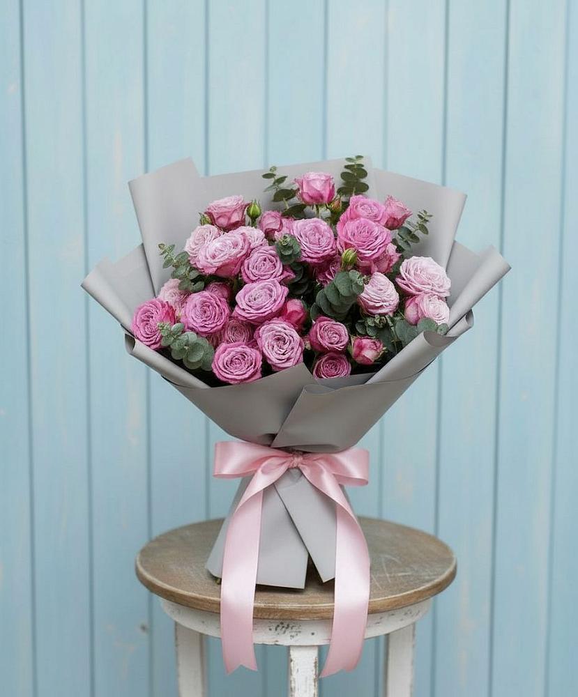 Букет цветов из: Розы в Малых Дербетах