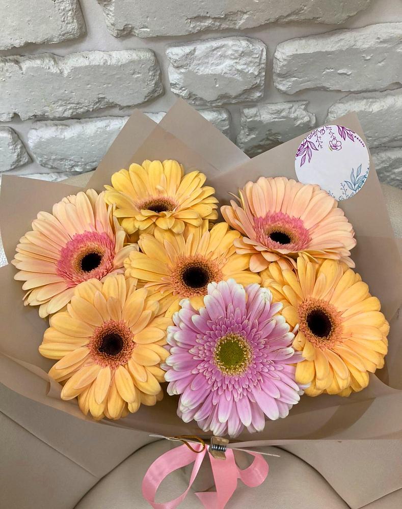 Букет цветов из: Герберы в Малых Дербетах