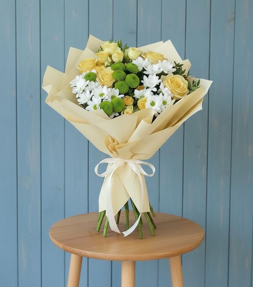 Букет цветов из: Хризантемы и Розы в Малых Дербетах