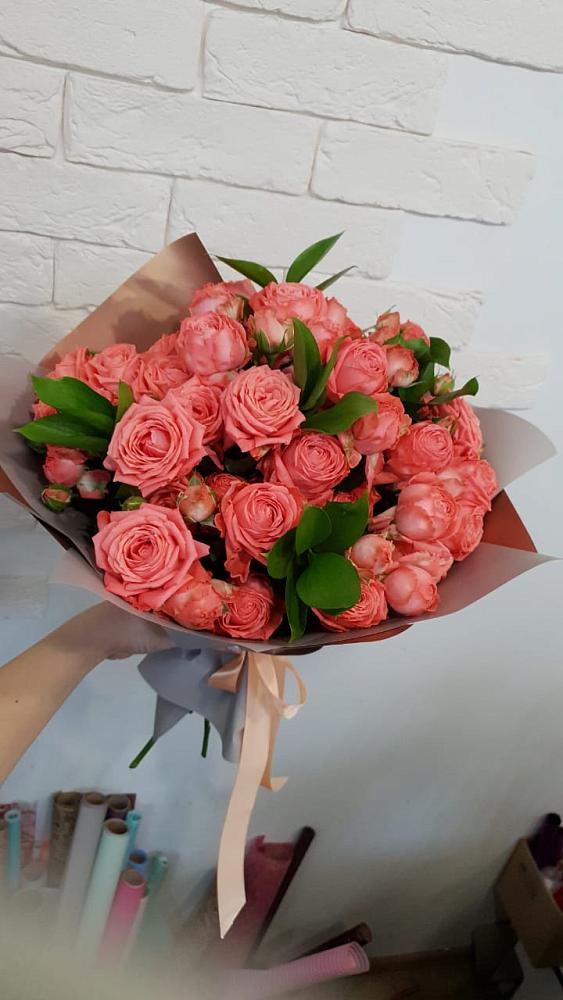 Букет цветов из: Розы в Малых Дербетах