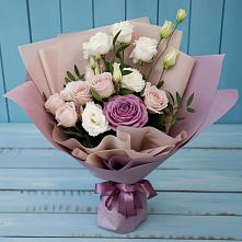Букет цветов из:  Розы и Лизиантусы в Малых Дербетах