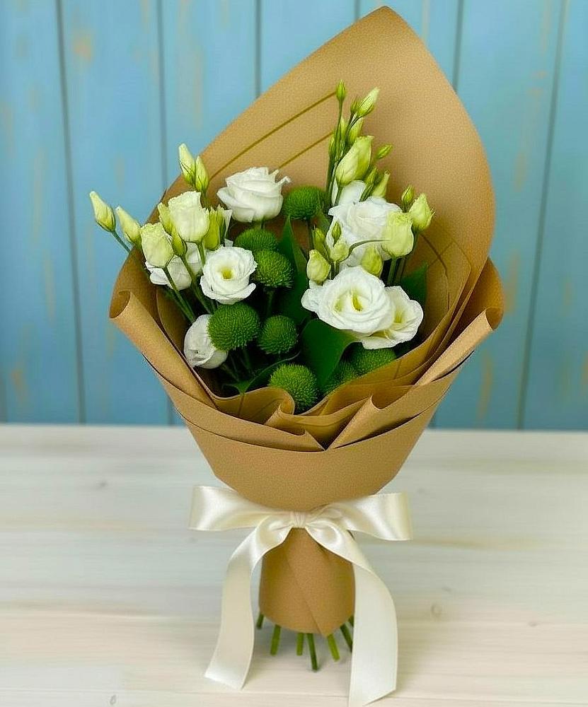 Букет цветов из: Хризантемы и Лизиантусы в Малых Дербетах