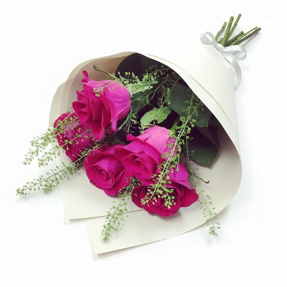 Букет цветов из: Розы в Малых Дербетах