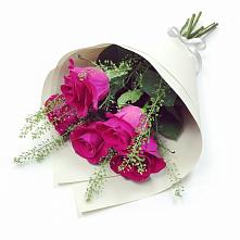 Букет цветов из:  Розы в Малых Дербетах