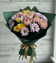 Букет цветов из:  Хризантемы и Розы в Малых Дербетах