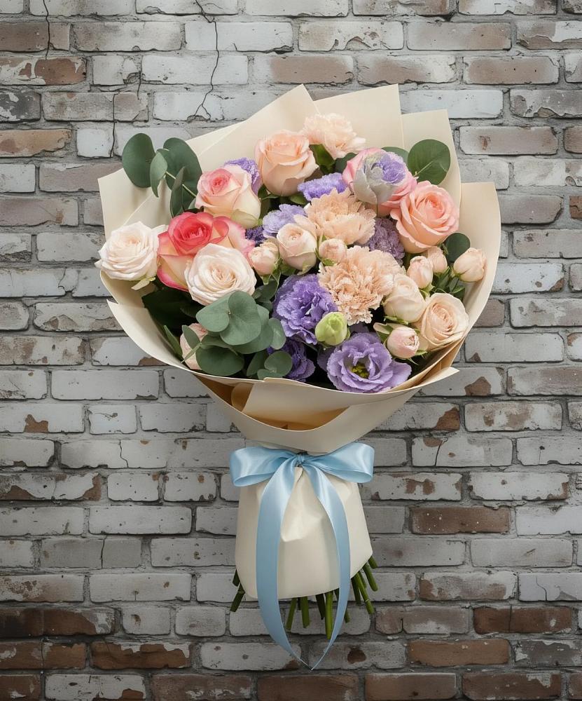 Букет цветов из: Розы, Лизиантусы и Гвоздики в Малых Дербетах