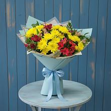 Букет цветов из:  Альстромерии и Хризантемы в Малых Дербетах