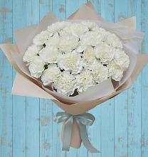 Букет цветов из:  Гвоздики в Малых Дербетах