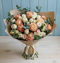 Букет цветов из:  Альстромерии и Розы в Малых Дербетах