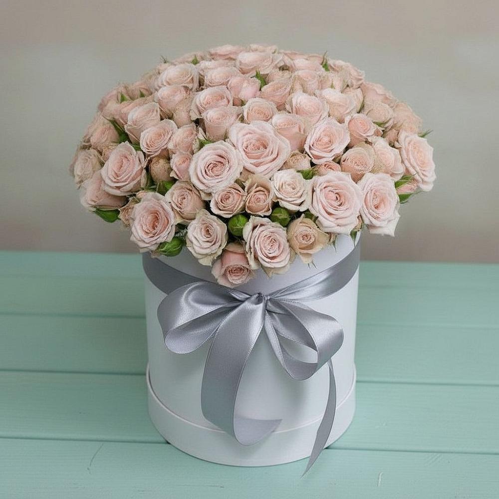 Цветочная композиция из Розы в шляпной коробке в Малых Дербетах