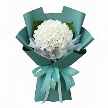 Букет цветов из:  Гортензия в Малых Дербетах